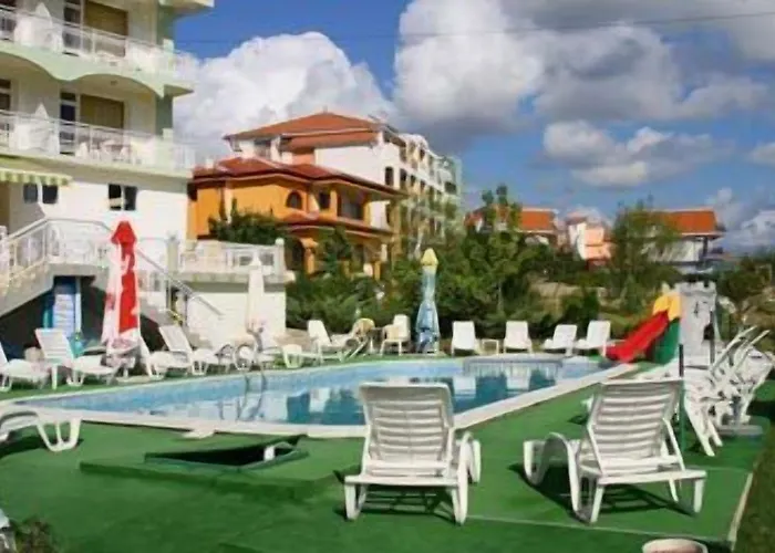 מלון Panorama 3*